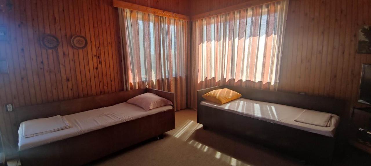 Rising Sun Guesthouse Mesochoria 외부 사진